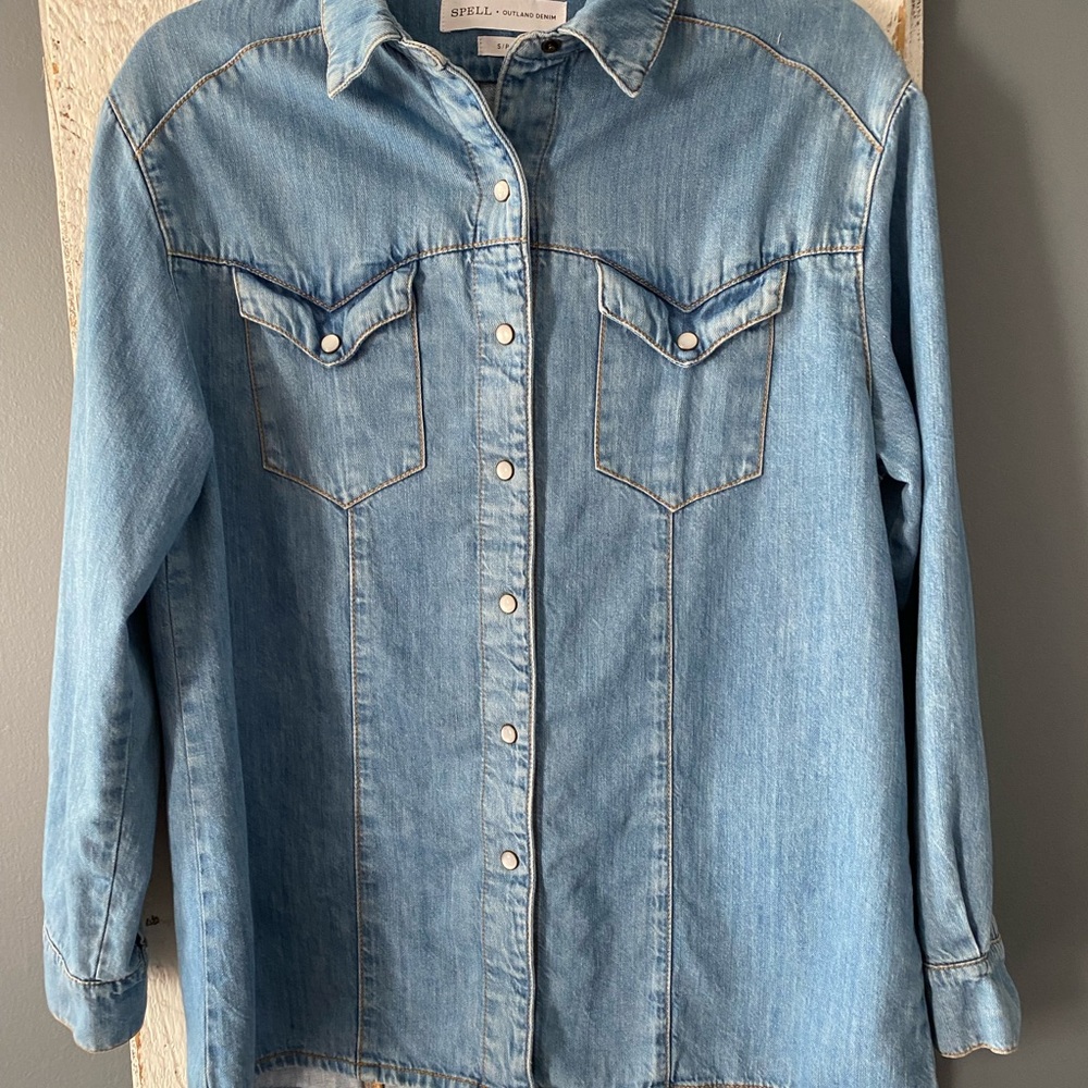 Spell & Outland denim shirt - Picture 2 of 14